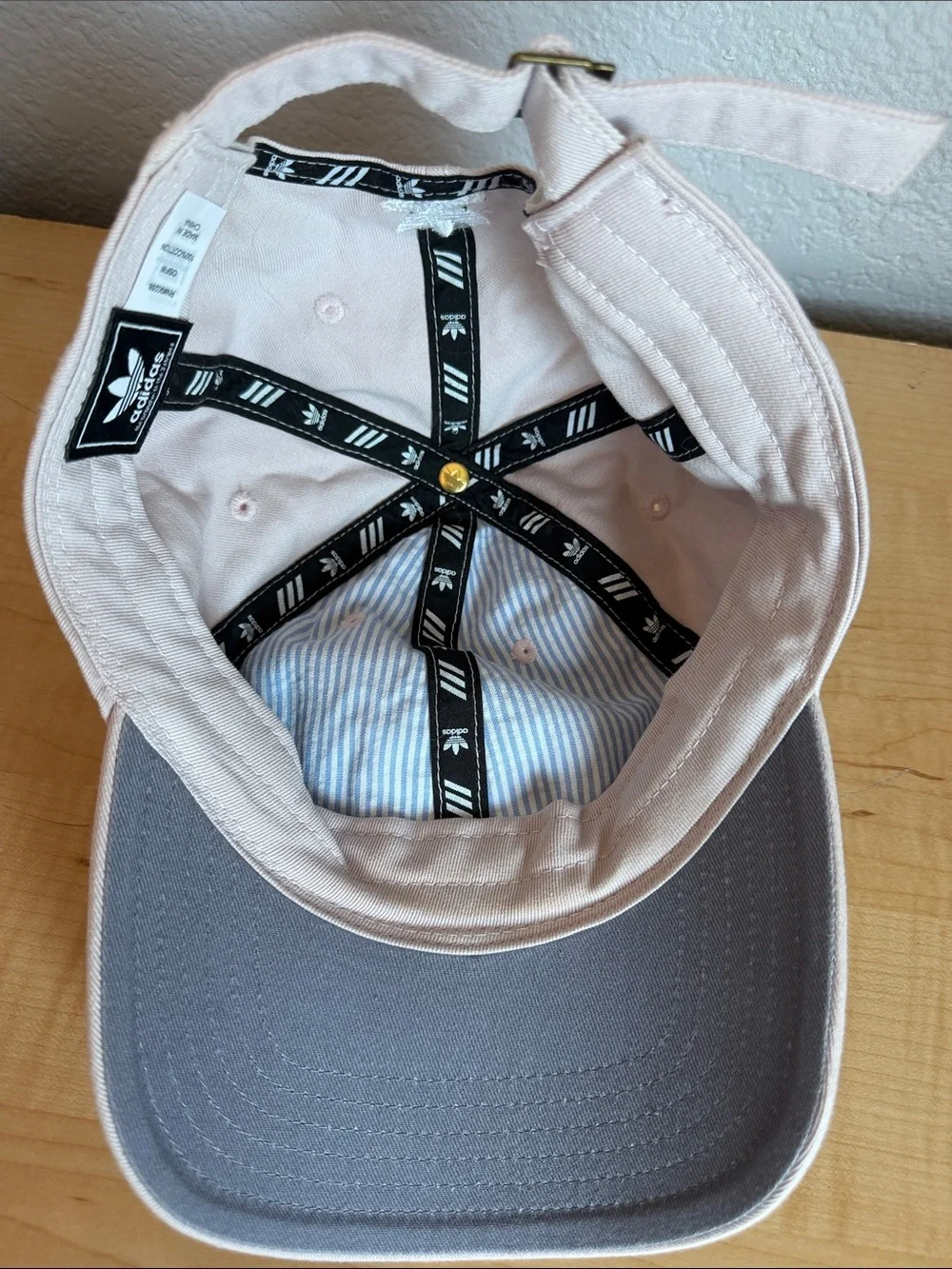 Adidas lilac Cap